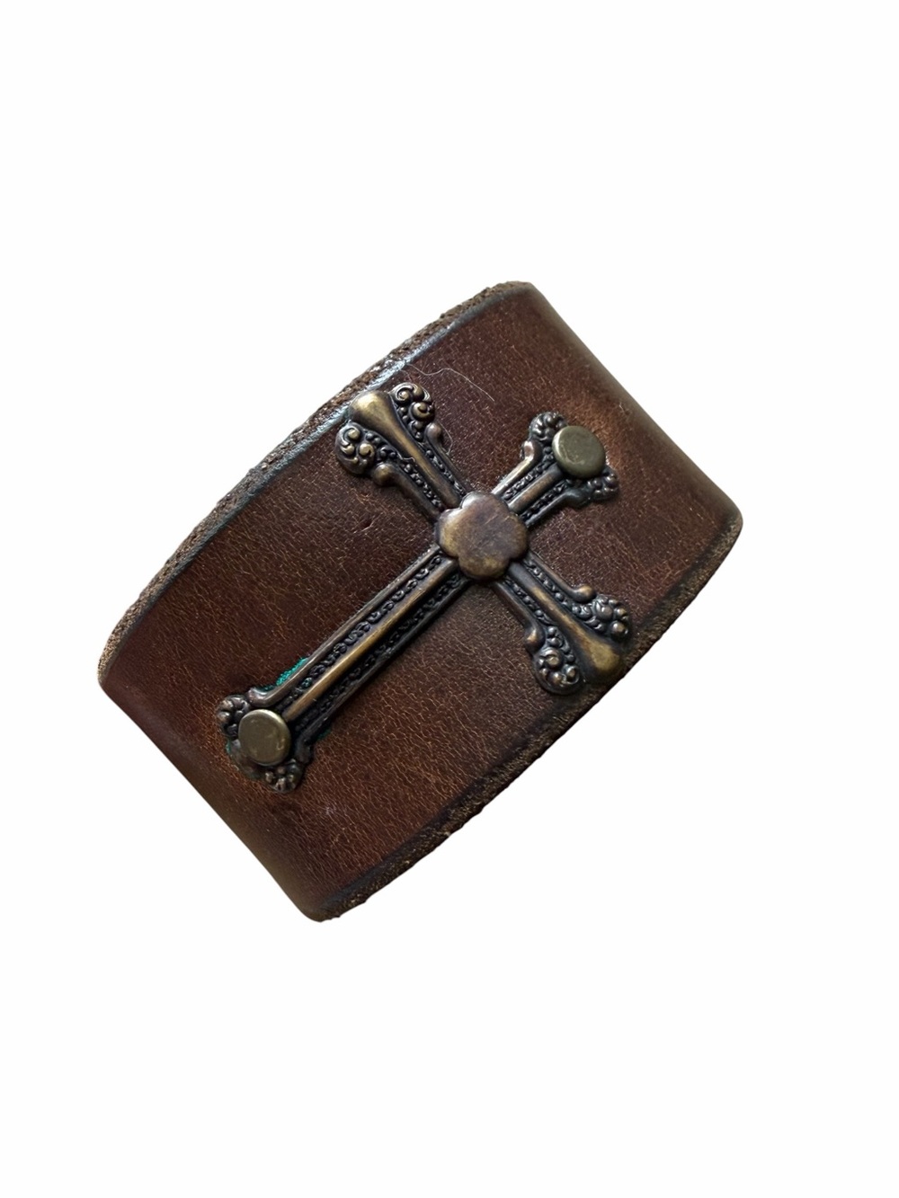 Brown leather cuff bracelet with cross design. Snap closure - Picture 2 of 8